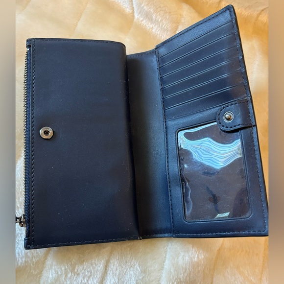 Kate Spade Blue Wallet - Picture 4 of 6